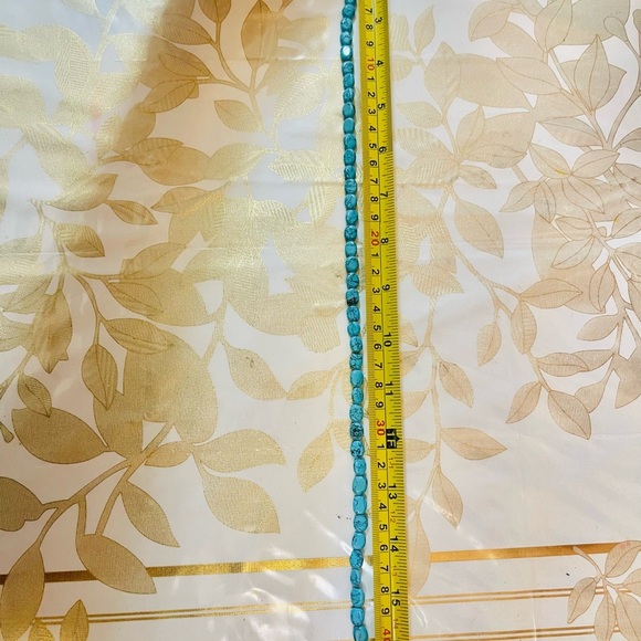 VTG Natural Oval Blue Turquoise Gemstone Necklace Sz 16” - Picture 4 of 5